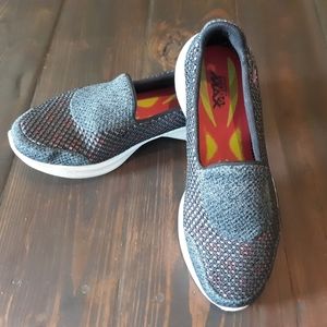 Skechers Womens GO WALK 4, Size 7.5 - 8